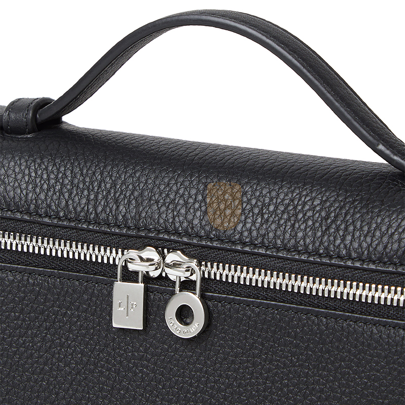 LORO PIANA EXTRA POCKET L19 FAN4045 (19*11*6.5cm)